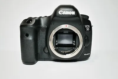 Canon EOS 5D Mark III DSLR Camera Body - Mint: 24141 Shutter Count • $1499