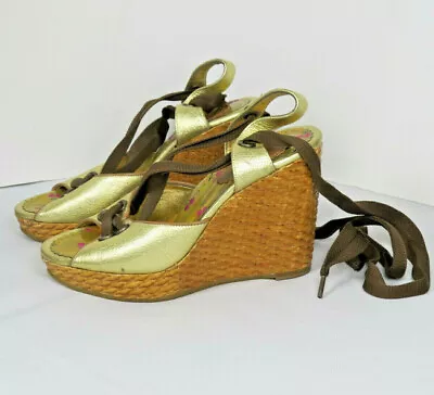 Anna Sui Womens Shoes Wedge Sandals 5 Japan Gold Leather Gladiator Designer Chic • $36.28