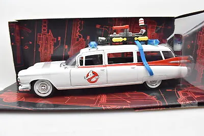 Model Car Scale 1:24 Cadillac Ghostbusters ECTO-1 Film Movie Collection New • £52.08