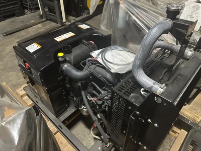 $6900 • Buy Cummins C10D6 Stationary Diesel Generator - D200755677