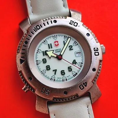 Swiss Army Watch Date With Backlight And Leather Band Mens • $89