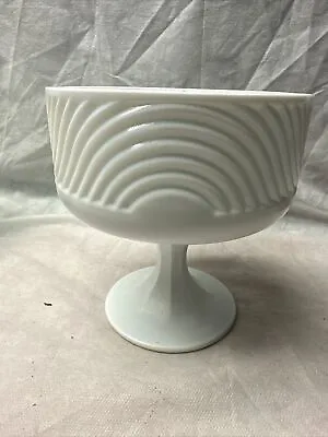 VTG E. O. Brody Co Cleveland USA  White Milk Glass Swirl Footed Compote Bowl VGC • $9.50