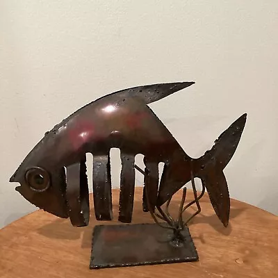 Gilded Metal Fish Sculpture Modern Brutalist Art Style Mid 20 Th Century  • $200