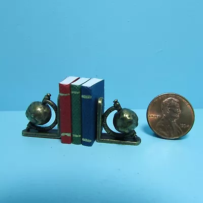 Dollhouse Miniature World Globe Bookends With 3 Books With Pages S1614 • $5.84