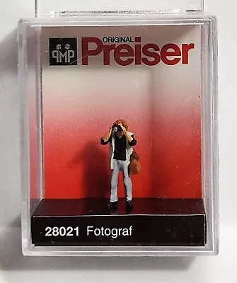 Preiser H0 28021 Photographer W/ Camera Hand-Painted 1:87 Figure 3/4  Tall • $7.99