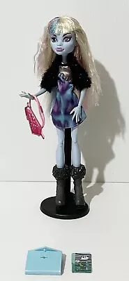 Monster High Picture Day Abbey Bominable Fashion Doll & Accessories. • $15.16