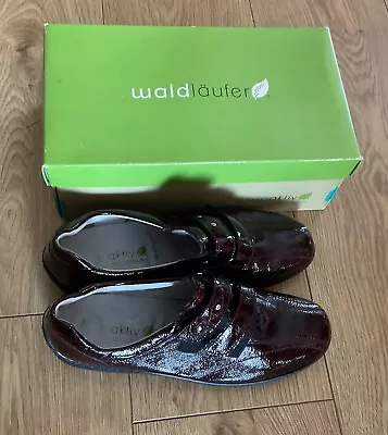 Waldlaufer U.K. Size  6 Patent Purple Shoes • £15