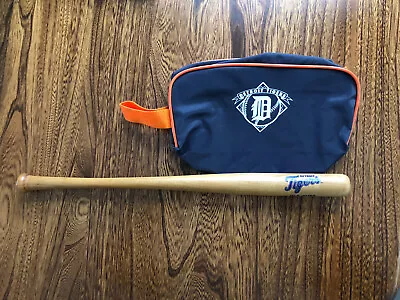 Detroit Tigers Mini Bat And Travel Bag  • $8.50
