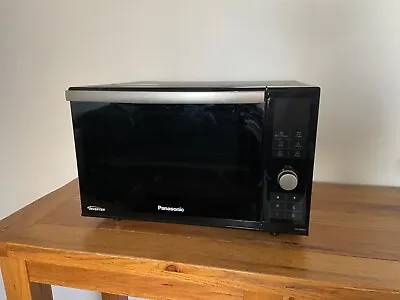 Panasonic Inverter Microwave Combination Oven NN-DF386B • £70