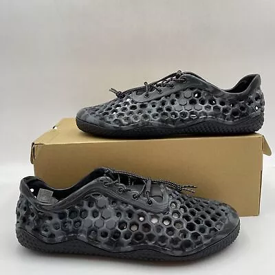 Vivobarefoot Ultra III Athletic Shoes In Obsidian/Red (307496-01) - Men's 44 EU • $59.97