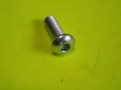 1 NOS OEM Harley Davidson 1/4 -20 X 3/4  Hex Socket Button Head Screw P/N 923 • $2.45