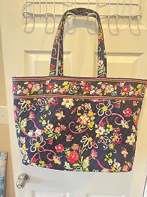 Vera Bradley Grand Tote “Ribbons” Breast Cancer Pattern • $14.99