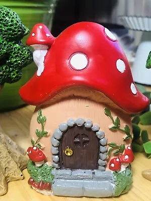 4.5  Fairy Garden House • $8