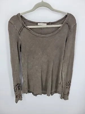 T Party Top Womens Small Brown Waffle Knit Floral Braided Cuff Thermal Boho • $25.30