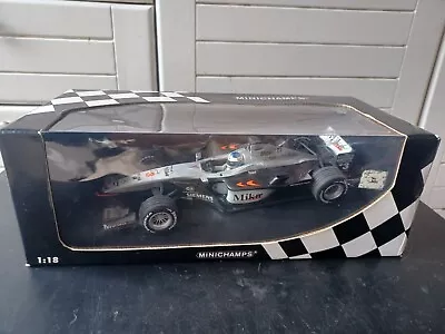 Minichamps 1:18 MP4-16 2001 Mika Hakkinen. • £45