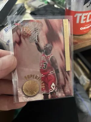 1996-97 Hoops Superfeats #1 Michael Jordan BULLS • $35