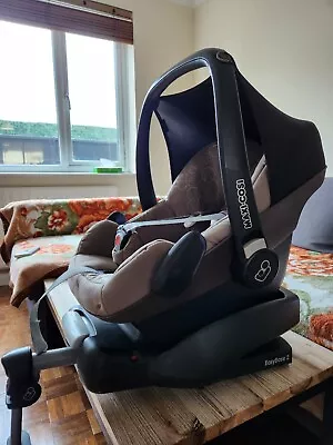 £49 • Buy Maxi Cosi Pebble Baby Car Seat With A Base And Accessories, Raincover