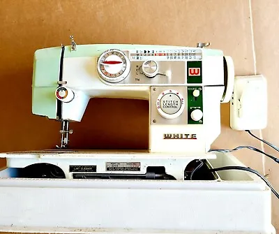 Vintage White Zig Zag Sewing Machine Model 644 In Case  • $71.93