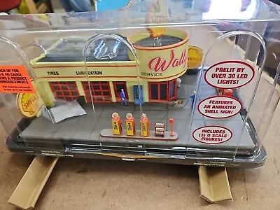 Menards ~ O Gauge Wally's Service Station • $179