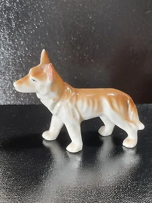 Vintage Porcelain Dog Figurine Japan German Shepherd • $6.50