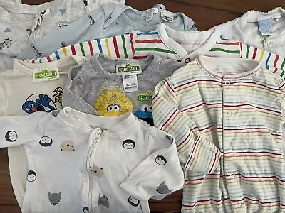 8 Item Baby Bundle Boys Girls 000 0-3 Months Pure Baby Sesame Street Clothes • $25