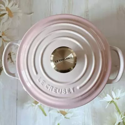 [Unused] LE CREUSET Signature Cocotte Ronde 7  2qt Shell Pink Gold Knob • £224.39