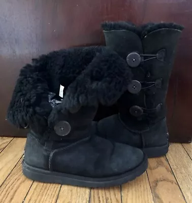 Ugg Boots - Black - 3 Button (tall) Bailey - Women Size 6 (US) - Suede/Sheepskin • $19.99