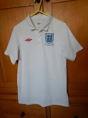 £5 • Buy Girls England Football Shirt South Africa Size Medium Age 12-13