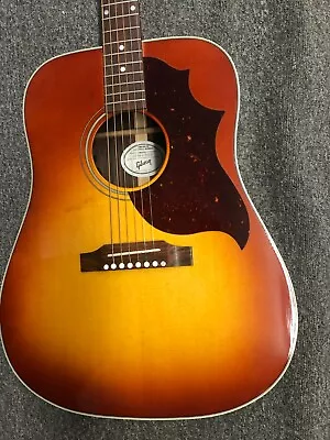 $2859 • Buy Gibson Hummingbird Studio Rosewood Acoustic-Electric Guitar (with Case)