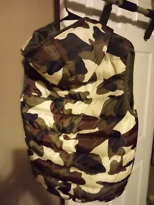 Army Vest Jacket With Hoodie • $5