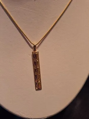Na Hoku 14K Yellow Gold 6mm 1 Inch Maile Pattern Vertical Bar Pendant • $170