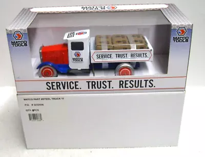 1/18 Spec Cast Matco Tool Service Truck Pressed Steel Toy New In Box #38547 • $25