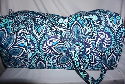 Vera Bradley BLUE ISLAND MEDALLION Large Traveler Duffel NWT • $62.06