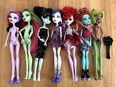 Monster High Doll Lot Of 7 • $49.38