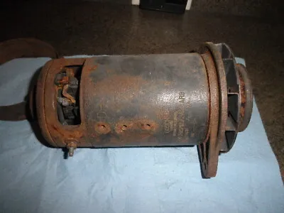 Used OE Bosch#LJ/66-240/12/2400A-R8Mercedes#1271400450 W111220SE30A Generator • $194.97