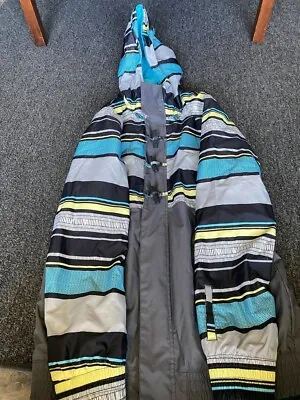 Women's O'Neill Ski Jacket. Long Fitting And Very Warm! Mint Condition! • $65