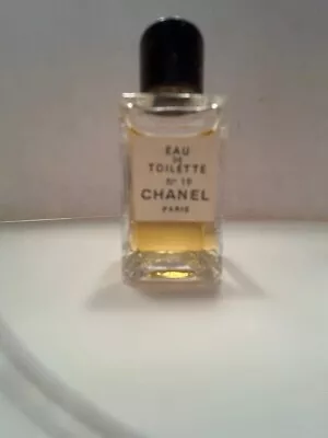 Vintage CHANEL No 19 Miniature Eau De Toilette Splash 4.5 ML  • $5