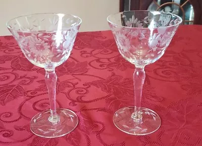 2pc Set Vintage Cut Glass Wine Glasses Beautiful Daisy Design Stemware S-04 • $10