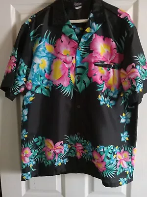 Vtg Royal Creations Men's Hawaiian Shirt Black & Red Tropical Flowers Size L • $34.99