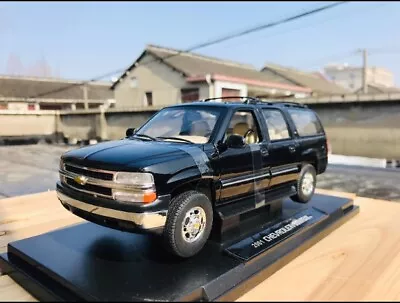 1: 18 Chevrolet Suburban 2001 Car Model Black DIE CAST MODEL RARE • $188