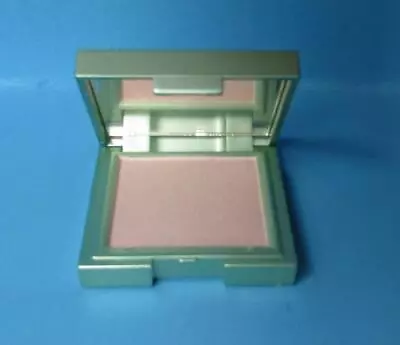 Mally Beauty FACE DEFENDER HIGHLIGHTER Gorgois Glow Lighter • $4.68