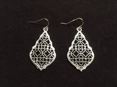 NEW Silver Filigree Moroccan Dangle Fashion Earrings  • $10.50