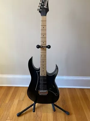 Ibanez Gio GRG150 Solid Black Electric Guitar • $120