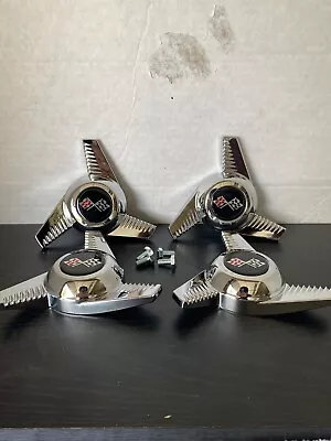 (4) 3 Bar Fluted Spinners Bolt Stud Mount Knockoff Center Capsblack Flags • $65.99