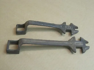 2 Old Vintage Antique Farm Implement Plow Cast Iron Wrenches One Marked 110 • $9.95