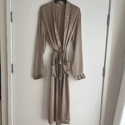 Ladies Silk Dressing Gown Size XXXXL 100% Mulberry Silk Gold Beige Brand New  • £19.99