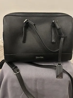 CALVIN KLEIN CK MEDIUM SIZE Black Top Handle Barrel Bag Handbag • £35