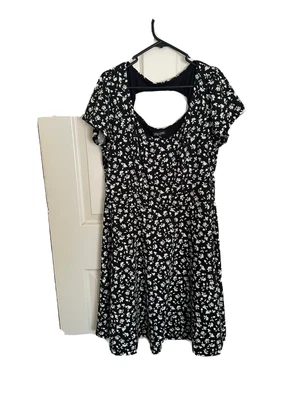 $15 • Buy City Chic Dress M