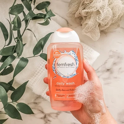 £2.77 • Buy Femfresh Daily Intimate Vaginal Wash Clean Hygiene Gel Natural Aloe&Calendula 25