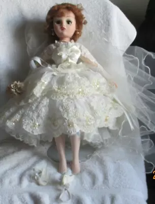 Beautiful Madame Alexander Bride Doll 18  • $55